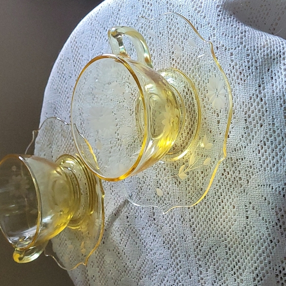 Set of Two Yellow Depression Glass Cup & Saucer - Picture 4 of 6